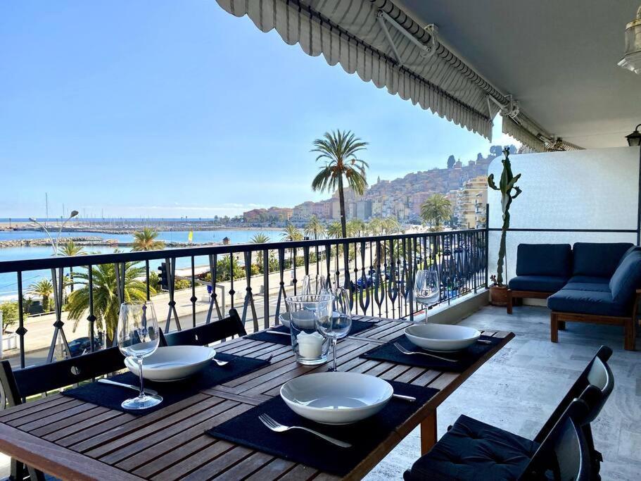 Le Garavan-Vue Mer-Plage-Clim-Terrasse 멍똥 외부 사진