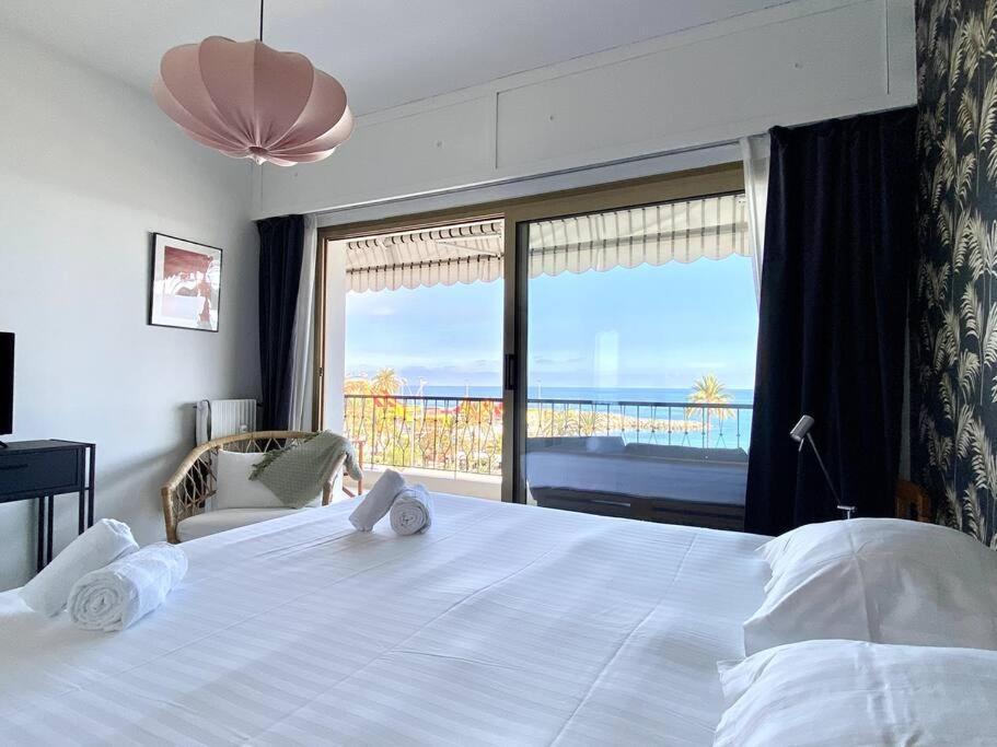 Le Garavan-Vue Mer-Plage-Clim-Terrasse 멍똥 외부 사진